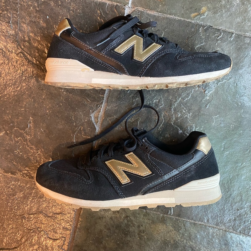 New Balance Black and Gold Sneakers Retro Style
